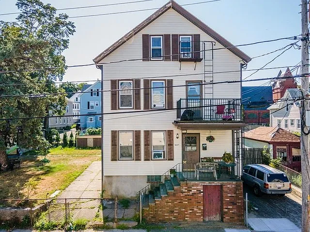 207 State St #3 — Photo 9