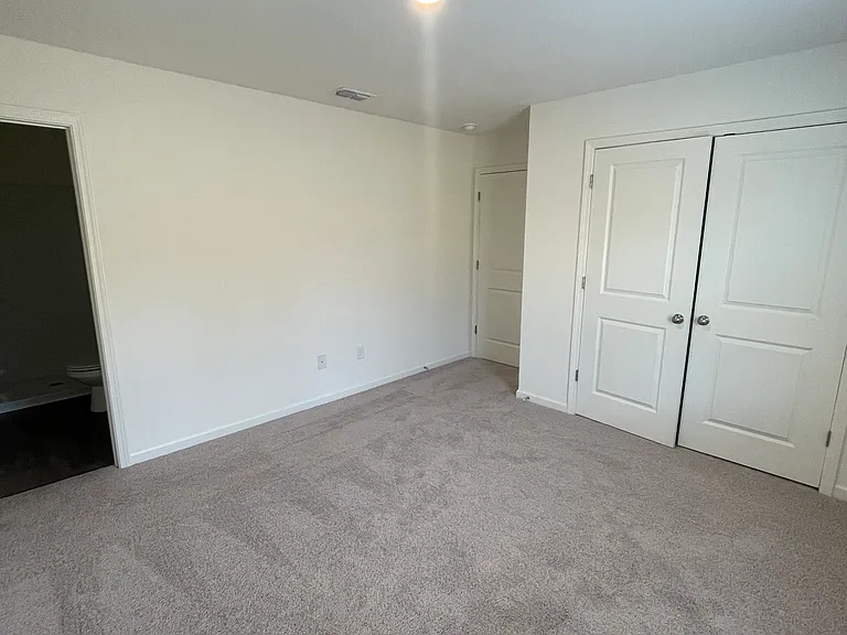 154 Lochwolde Dr — Photo 10