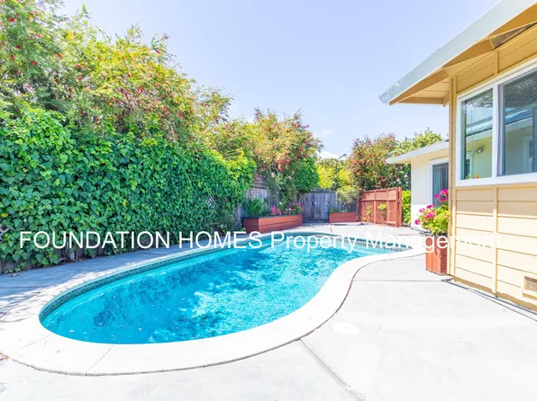 5 Harvard Dr, Larkspur, CA 94939