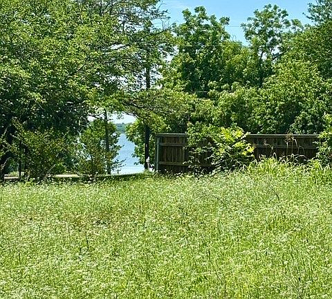 4th image of 1345 Mike Rd