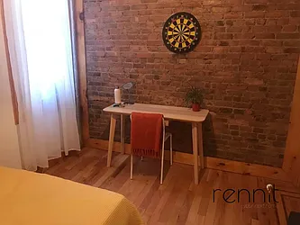Rented by Rennit Inc.