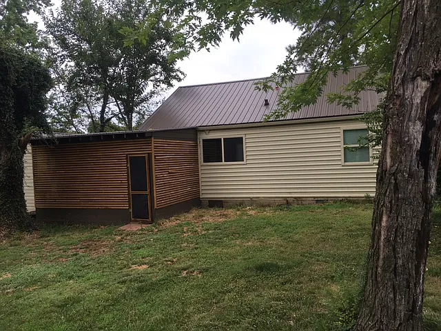1753 N Garland Ave — Photo 7