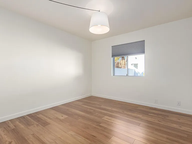 3509 E Cannon Dr — Photo 13