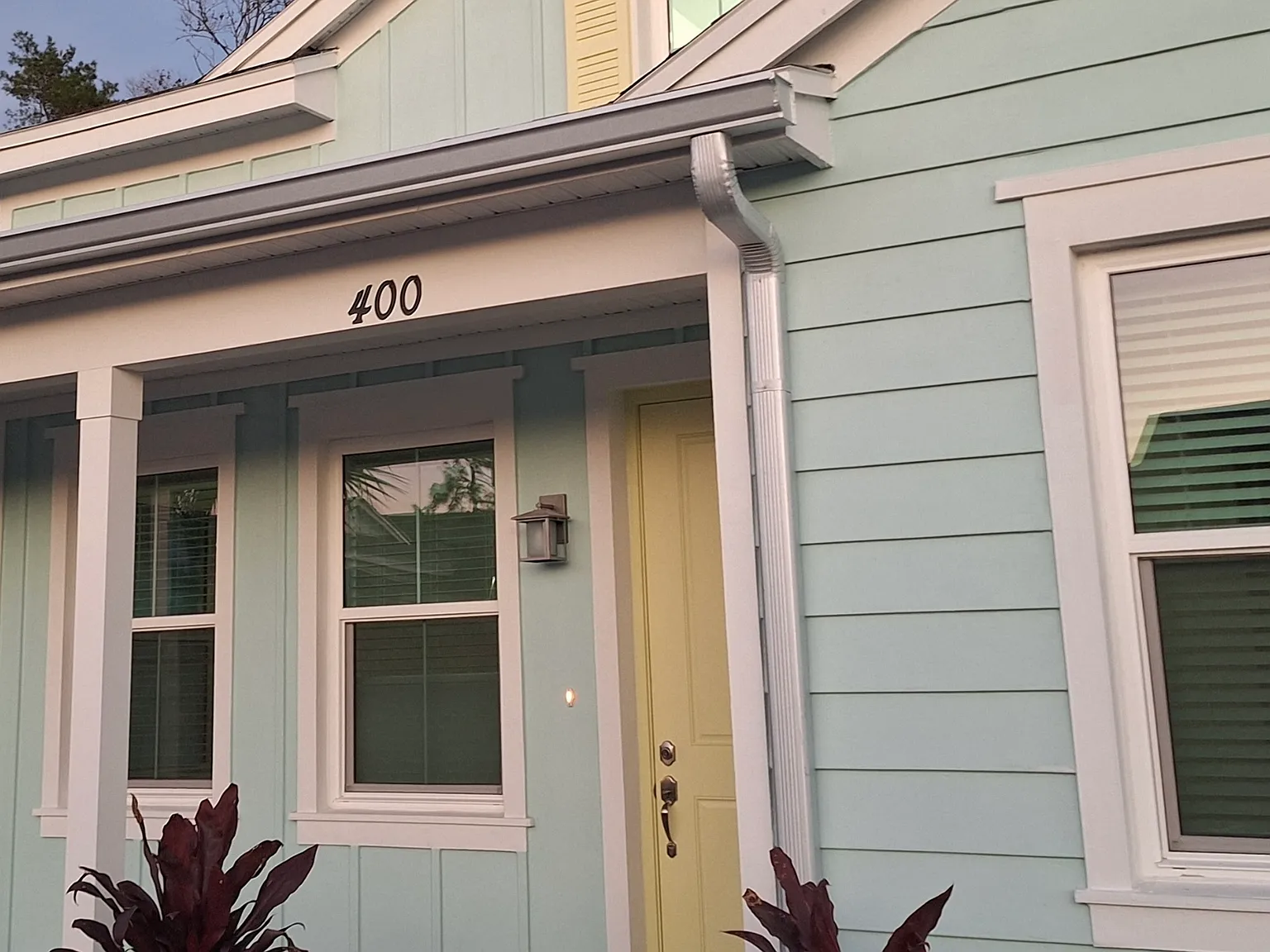 2 bed, 1387 sqft, $2,655 — Photo 2