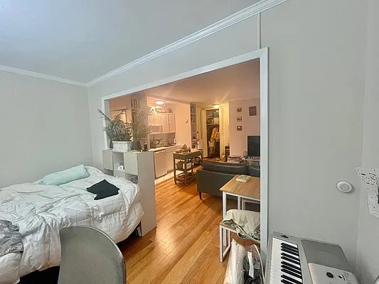 Rented by Corcoran | media 6