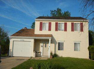 1379 Spring Valley Dr, Carol Stream, IL 60188