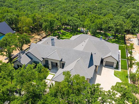 2nd image of 1916 Cielo Ct