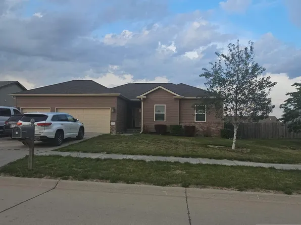 50 Switchgrass Ln, Bennet, NE 68317