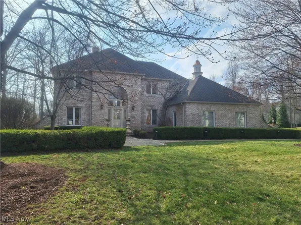 29675 Devonshire Oval, Westlake, OH 44145