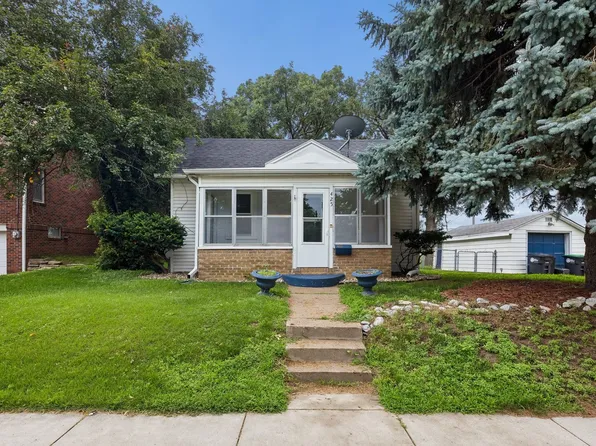 425 Bancroft St, Omaha, NE 68108