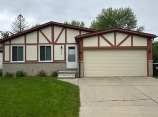 3432 Cone Ave, Rochester Hills, MI 48309