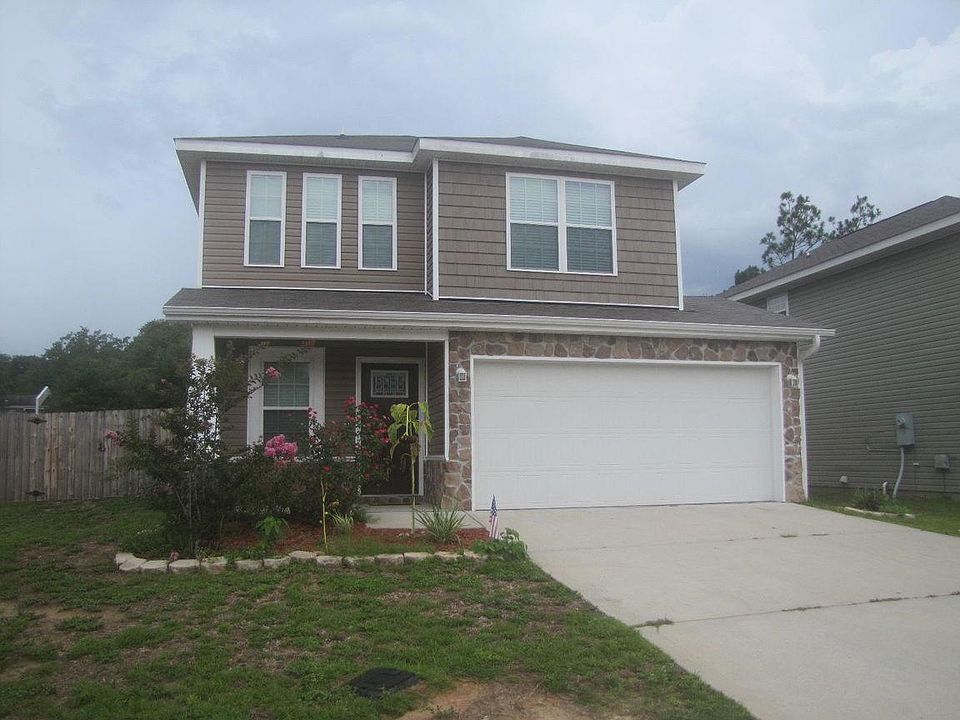 1st image of 411 Eisenhower Dr