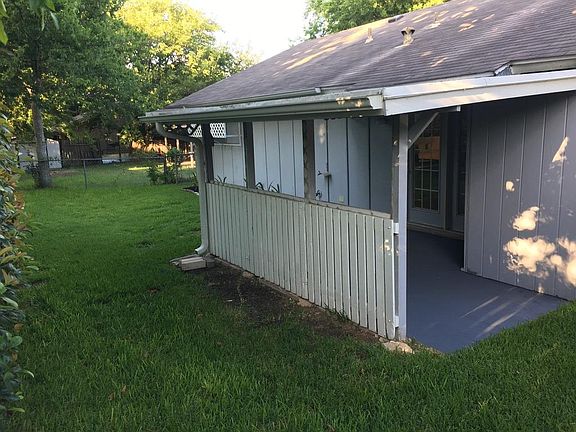 5th image of 2327 Aldford Dr
