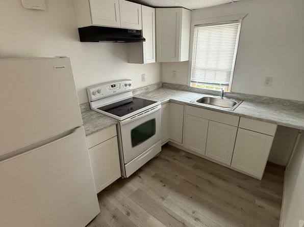 35 Lincoln St #2-C