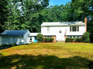 59 Tifft Rd, North Smithfield, RI 02896