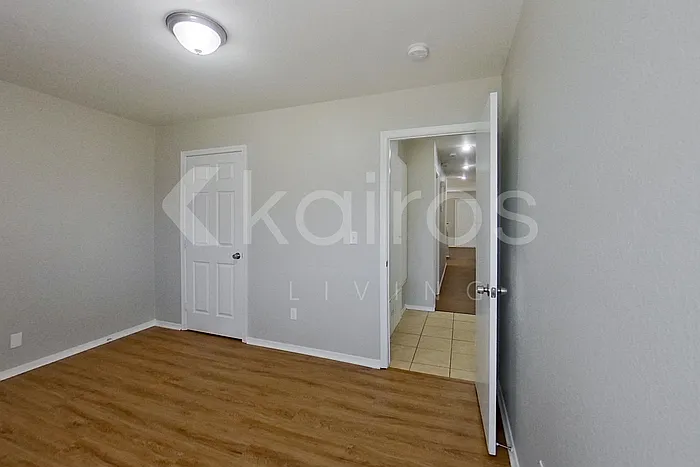 2010 Creekridge Dr — Photo 15