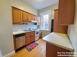 1874 Beacon St APT 3, Brookline, MA 02445