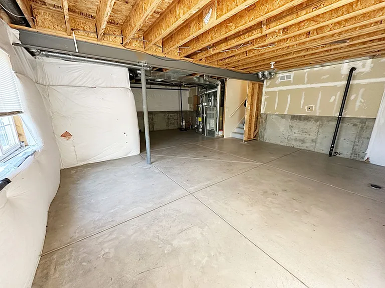 22351 E Plymouth Cir — Photo 45