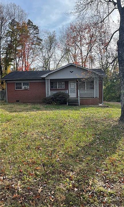 1st image of 3174 Windy Hill Dr
