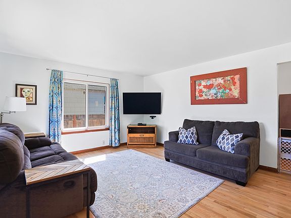 3rd image of 2308 E Sinto Ave