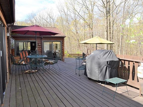 4th image of 3885 Huff Dr