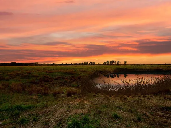 Higginbotham Ln, China Spring, TX 76633