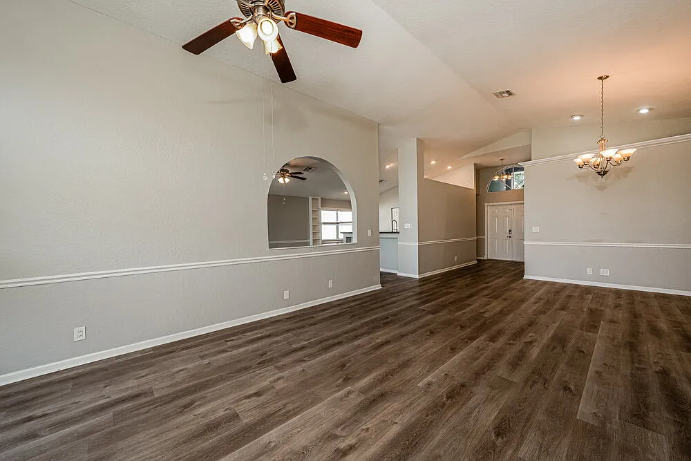 3 bed, 2.0 bath, 1840 sqft, $3,480 — Photo 4