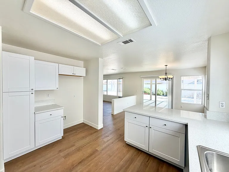 15854 Pampas Ct — Photo 12