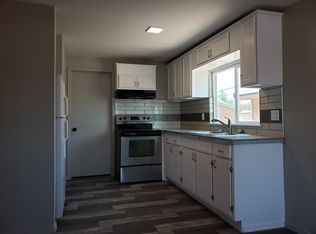 340 S Main Dr #A, Apache Junction, AZ 85120