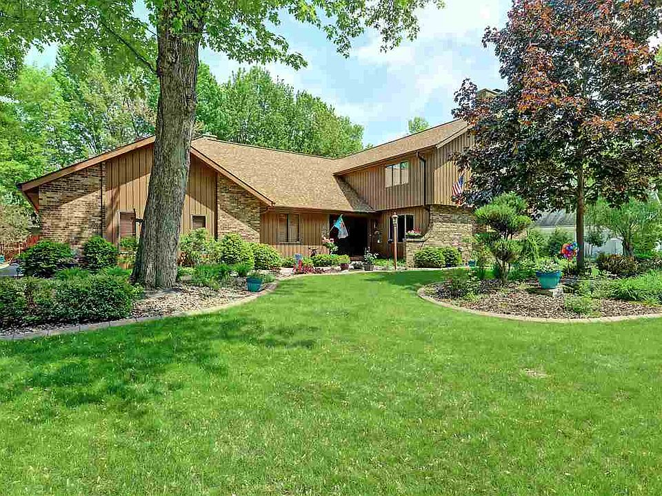 1st image of 2426 Forest Manor Ct