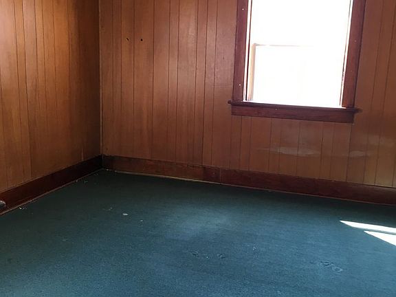 4th image of 135 W Main Ave APT 1