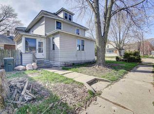 311 Avenue F, Sterling, IL 61081