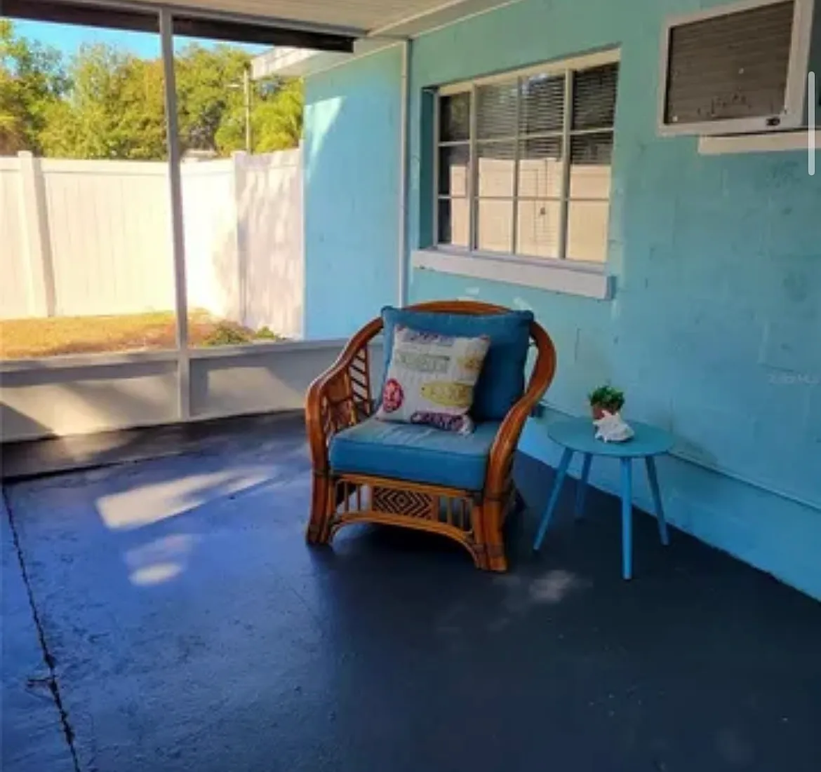 1 bed, 250 sqft, $1,300 — Photo 2