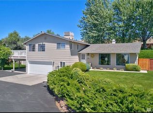 8509 Hawthorn Dr, Yakima, WA 98908