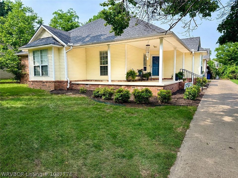 1st image of 2606 S 57th St