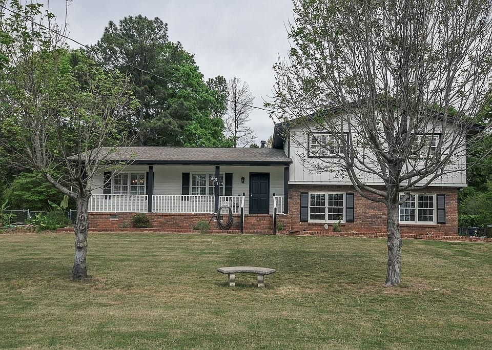 1st image of 4439 N Shore Ln