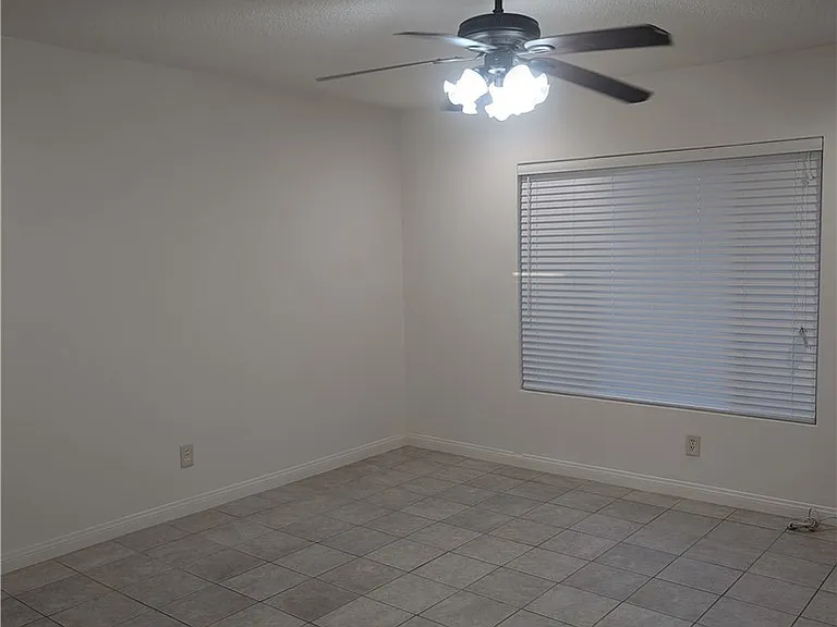 8012A Duesler Ln — Photo 3