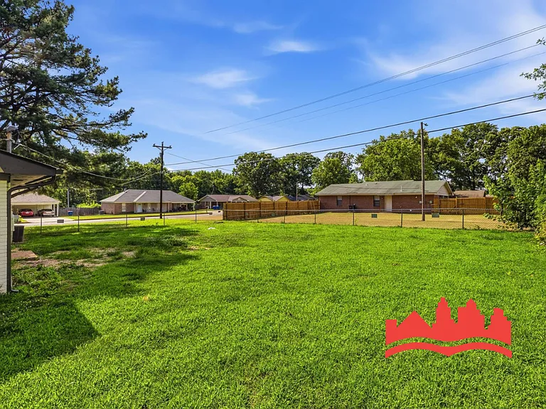 10372 Lafayette Dr — Photo 26