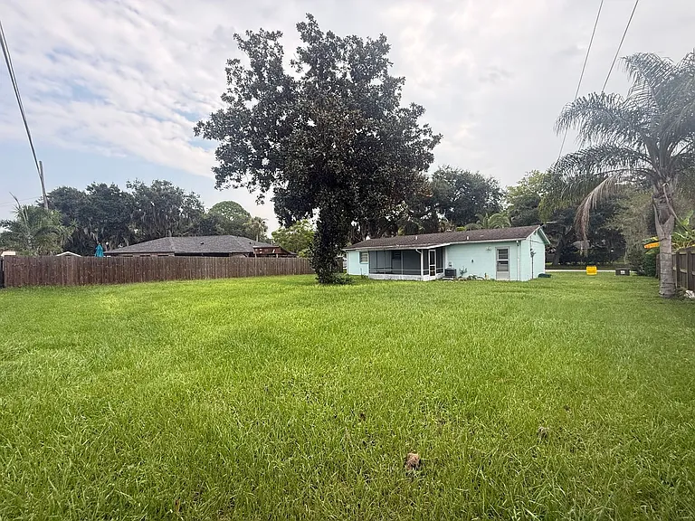 2610 Orange Tree Dr — Photo 24