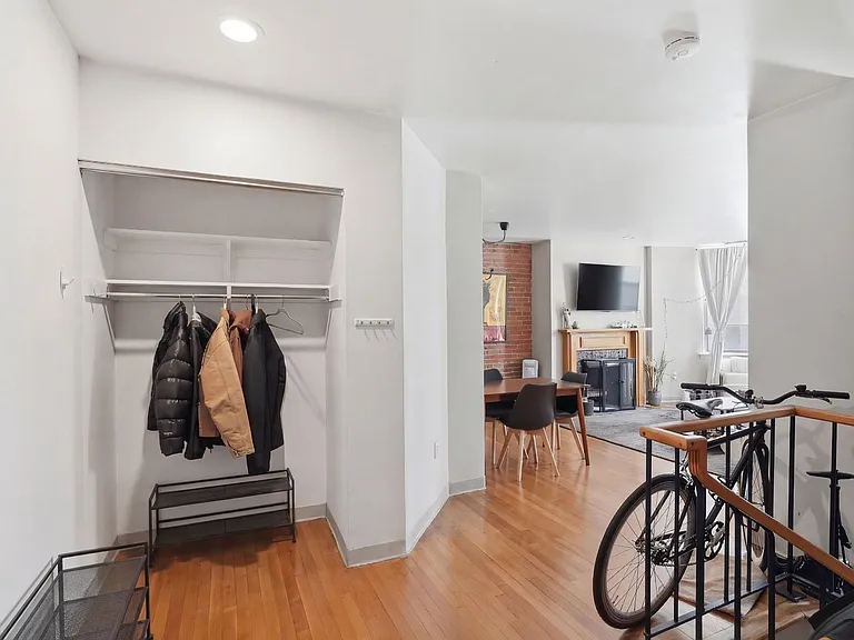 104 Gainsborough St #101 — Photo 6