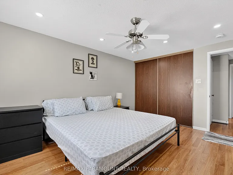 32 Fanshawe Dr — Photo 25