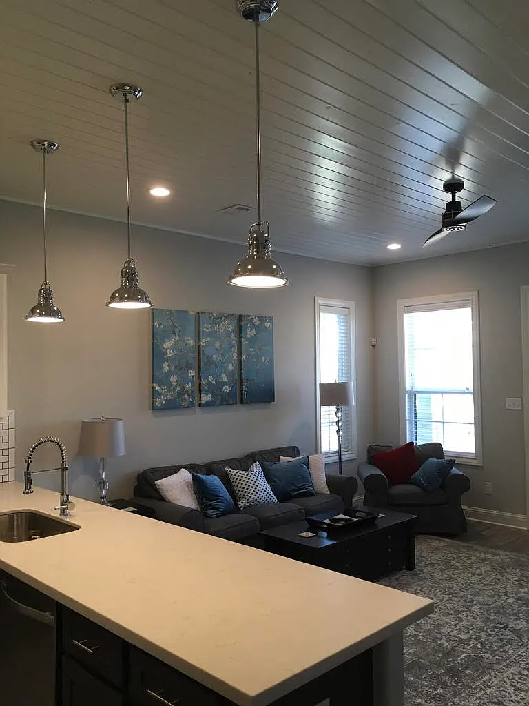 Redmond Row Townhomes — Photo 2