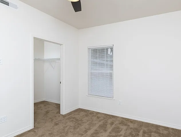 1100 S Market Ave — Photo 12
