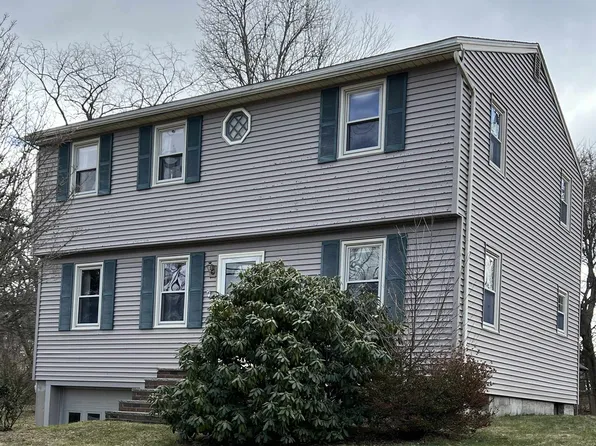 11 Lynn Street, Nashua, NH 03060