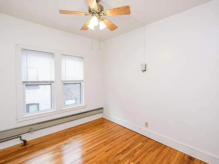 Grand Place Apartments — Photo 11