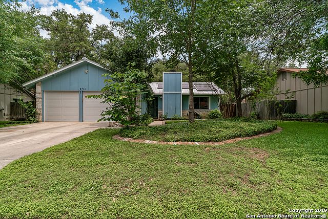 1st image of 2711 Floral Way Dr