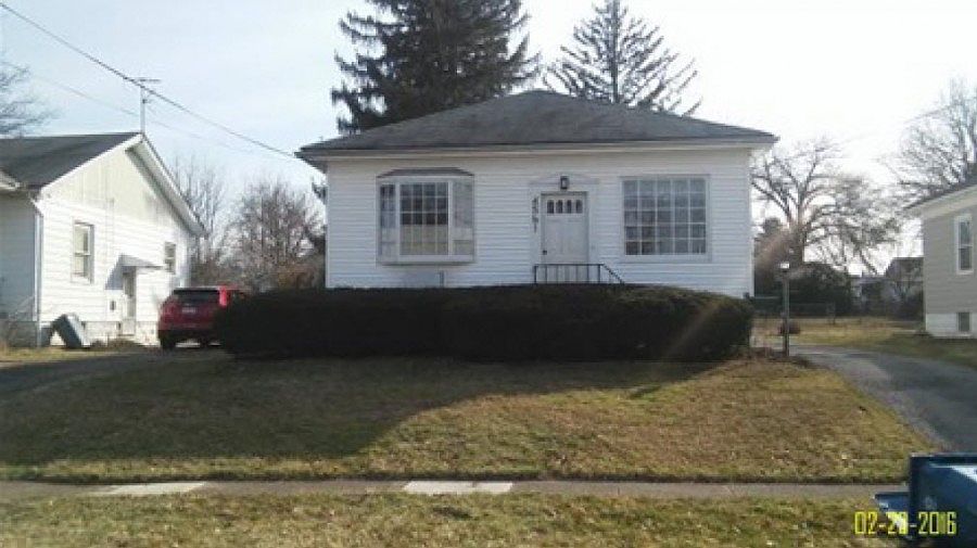 1st image of 4561 Lamont Ave