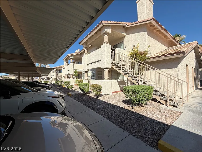 920 Rockview Dr #101 — Photo 19