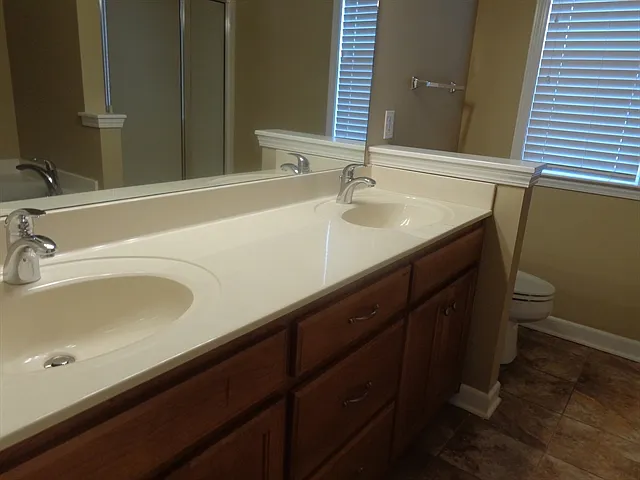 1167 Cynthia Ln — Photo 7