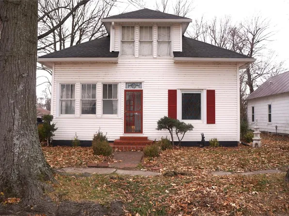 111 S 2nd St, Hayti, MO 63851